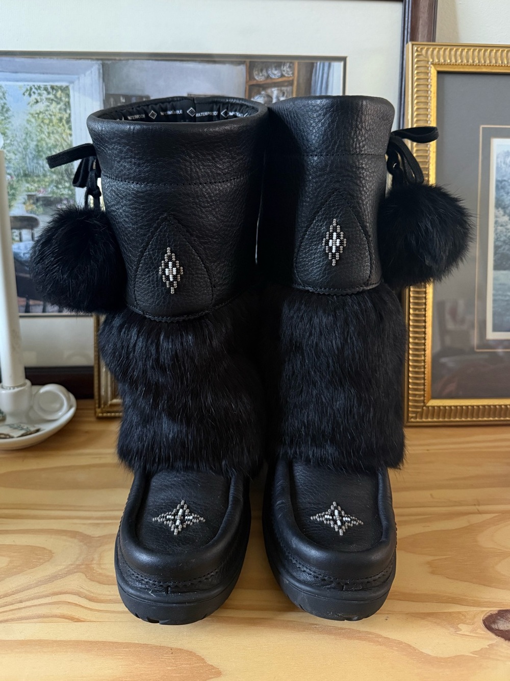 Manitoba Mukluk Waterproof Snowy Owl Grain Leather Boot